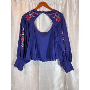 Free People Top Medium Blue Floral Embroidered Backless Peasant‎ Blouse
